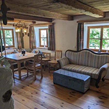 Oide Stub'n Am Grandsberg Apartmán